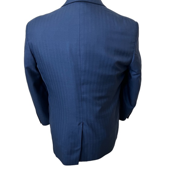 JOS. A, BANKS MENS NAVY BLUE WOOL AND SILK BLAZER, SIZE 41R VERY HANDSOME BLSZER - Picture 3 of 13